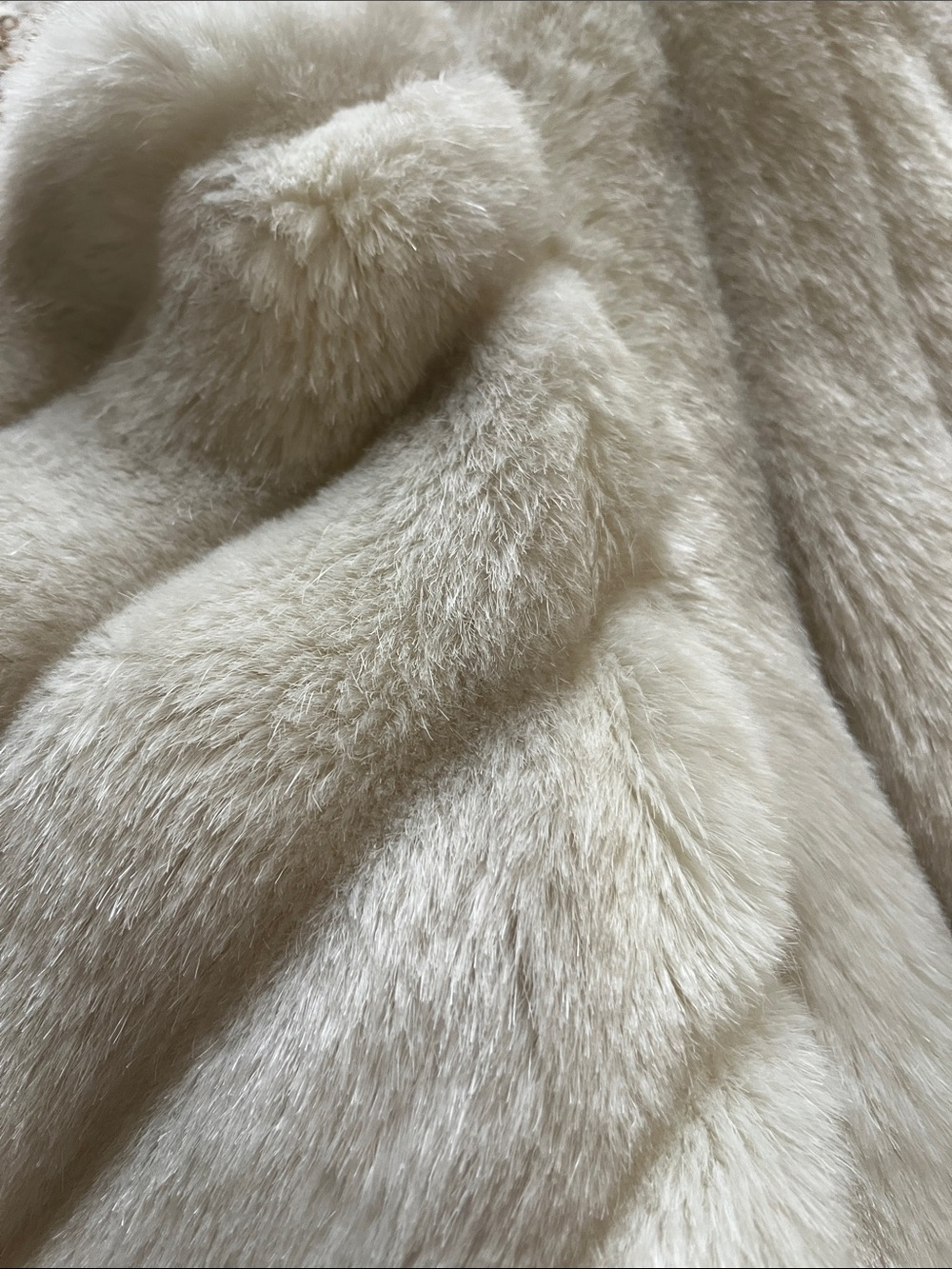 Vintage Jordache Cream Faux Fur Coat Size Small Hidden Closures 80s 90s Glam - Picture 7 of 13